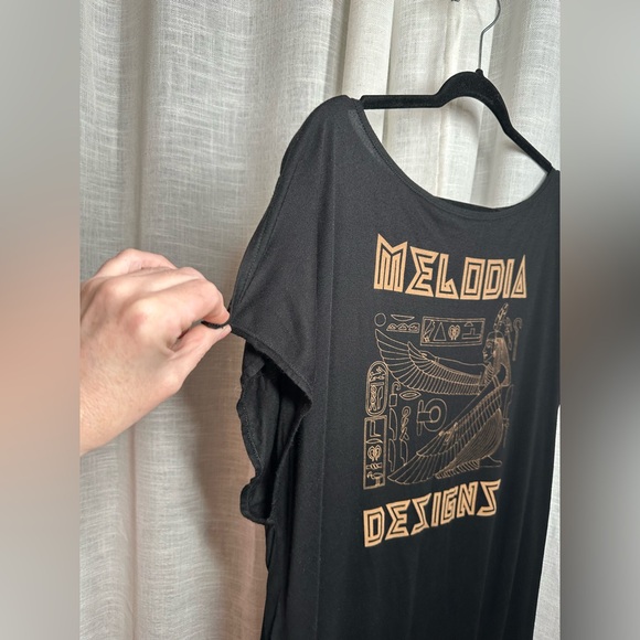 Melodia Designs Black Graphic Camisole - Picture 3 of 7